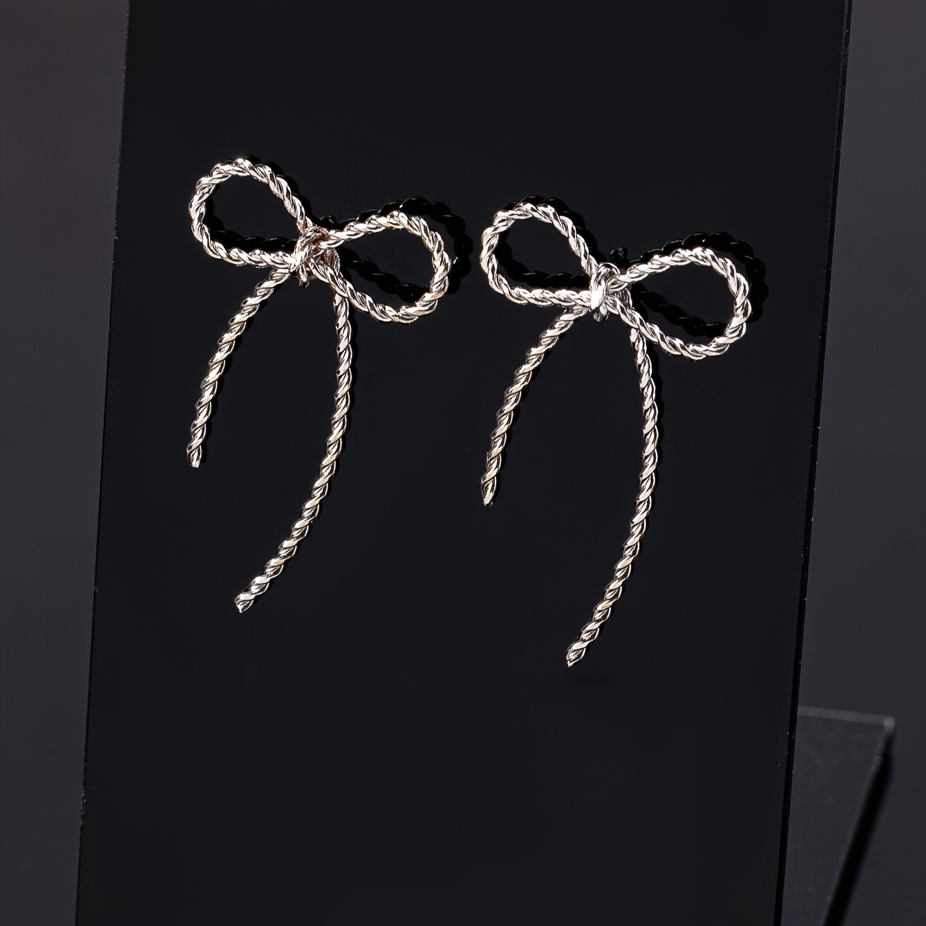 Chic Bowknot Women's Earrings